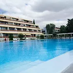 Looking The Views - 214 طوستا ديل سيلونثيو
